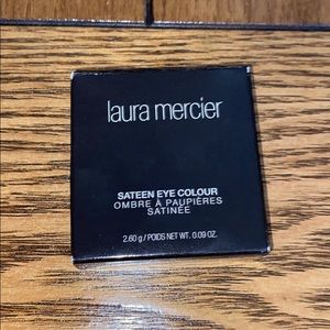 Laura Mercier Guava sateen eyeshadow